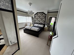 Photo 15- click for photo gallery